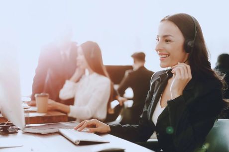 5 façons de transformer le service client en un centre de profit avec la visio-assistance