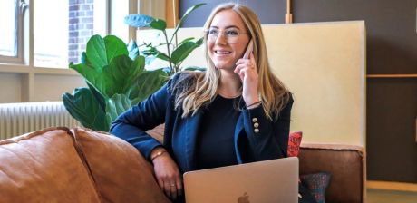 What are the benefits of visual assistance for customer relations?