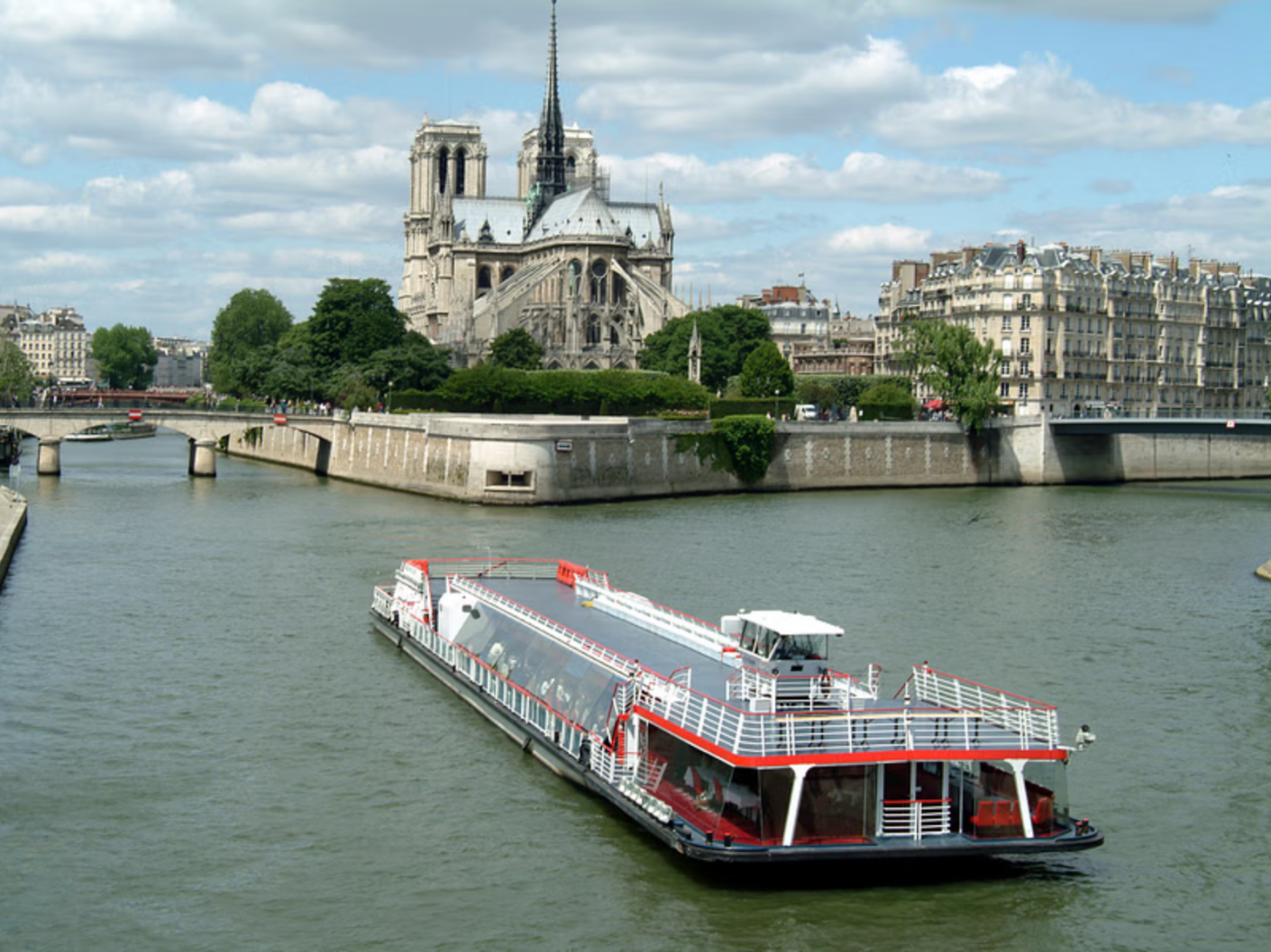 Bateau Mouche Le Zouave Paris